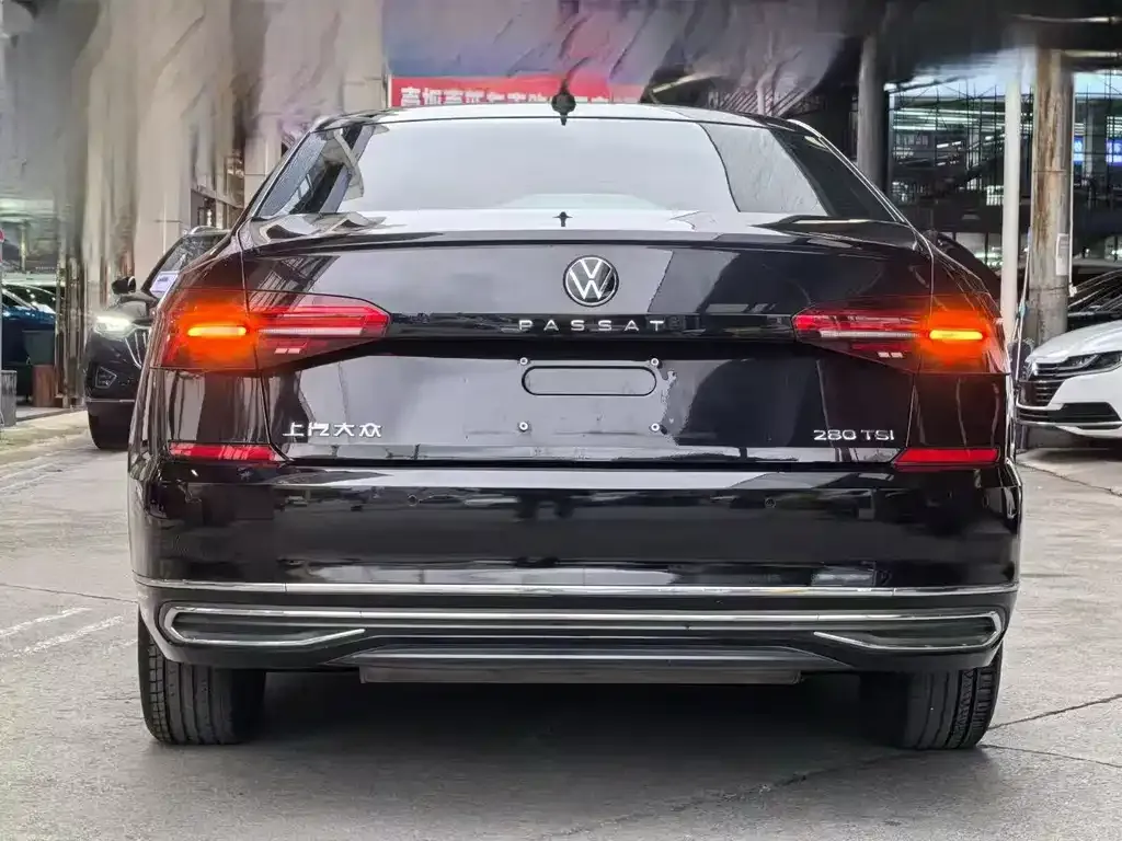 Volkswagen Passat 2022 из CN, фото 8