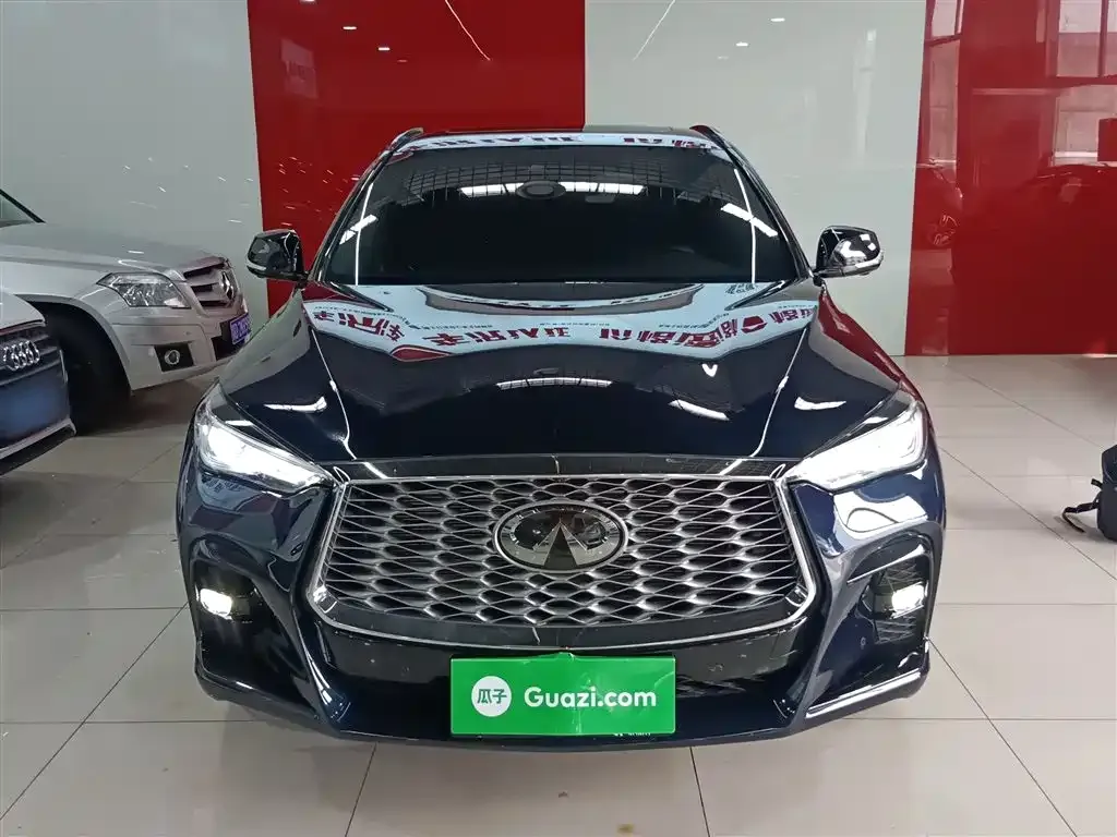 Infiniti QX55 2025 из CN, фото 3