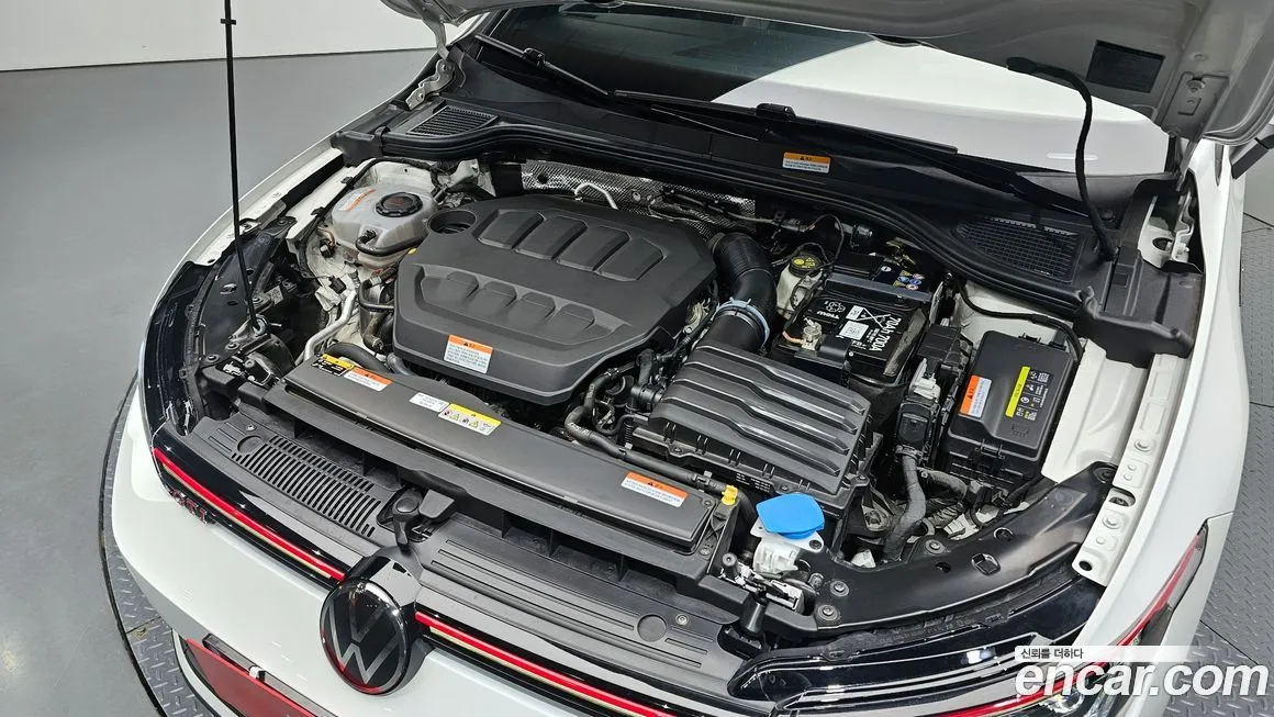 Volkswagen Golf 2024 из KR, фото 6