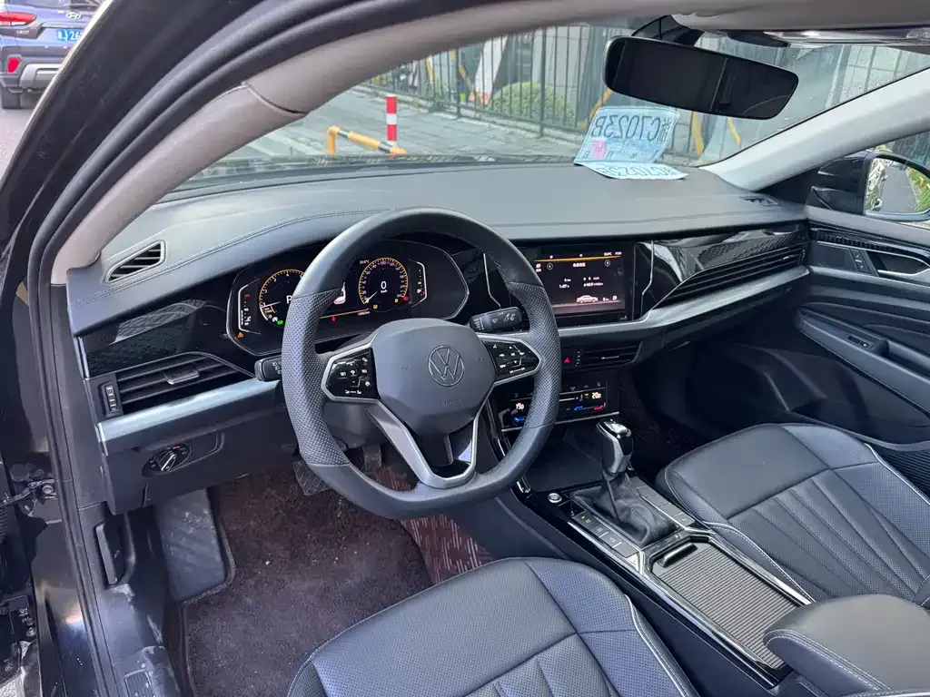 Volkswagen Passat 2023 из CN, фото 5