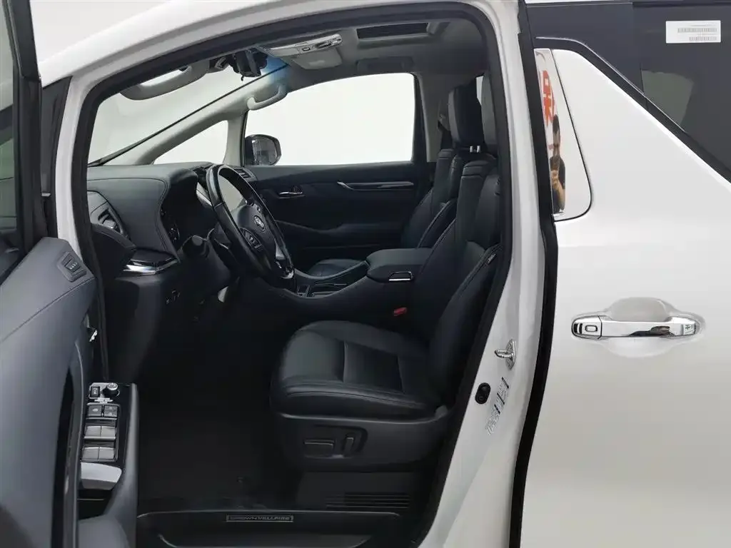 Toyota Vellfire 2023 из CN, фото 10
