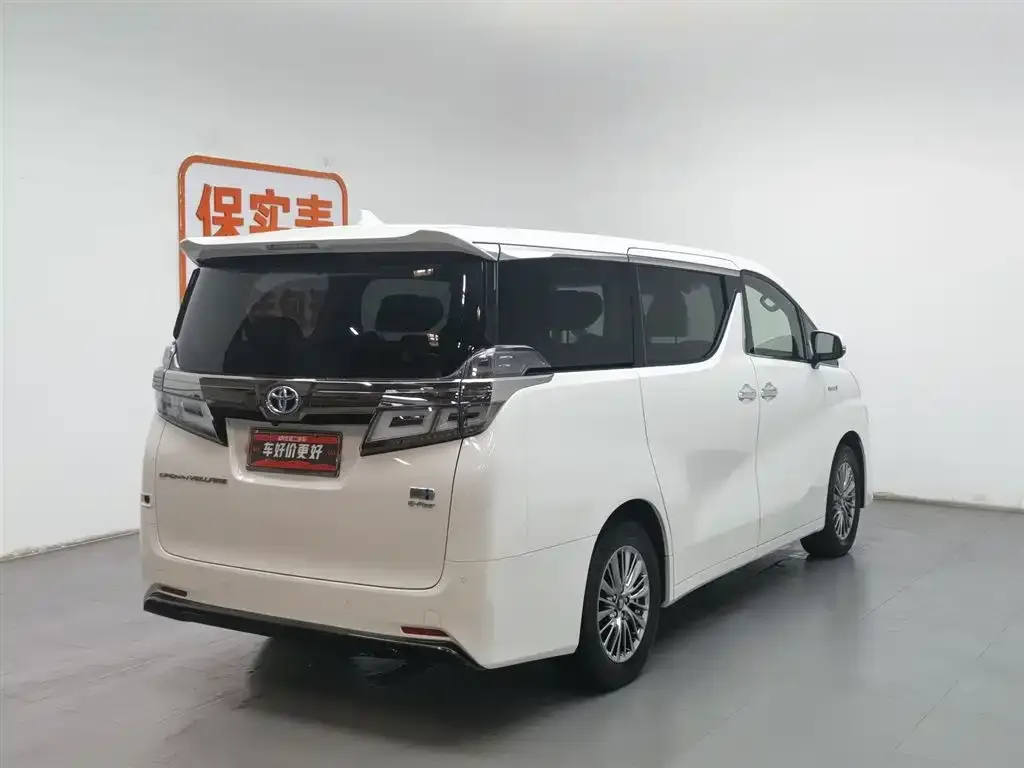 Toyota Vellfire 2023 из CN, фото 2