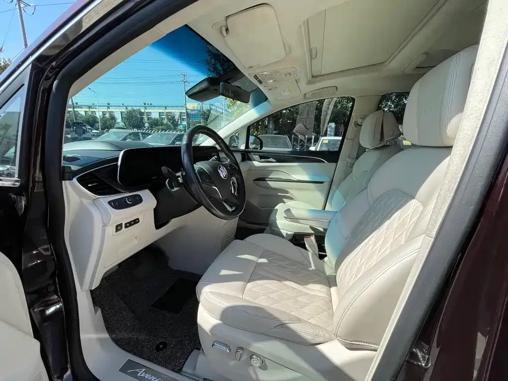 Buick GL8 2021 из CN, фото 4