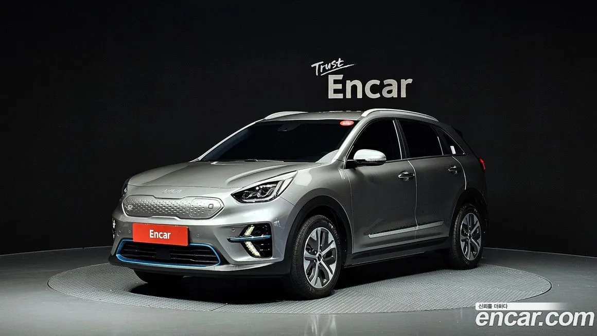 Kia Niro — фото 1