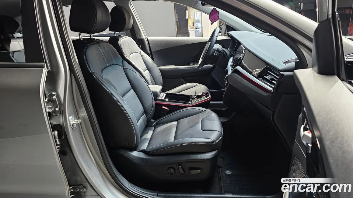 Kia Niro — фото 10