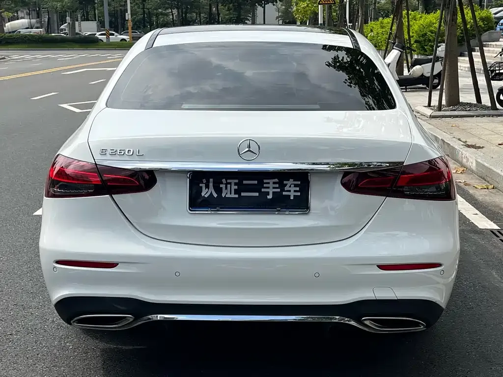 Mercedes-Benz E-Class 2022 из CN, фото 5