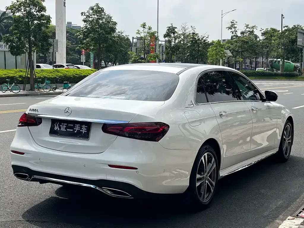 Mercedes-Benz E-Class 2022 из CN, фото 6