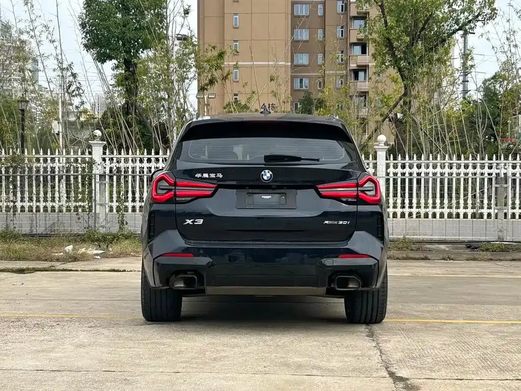 BMW X3 — фото 10