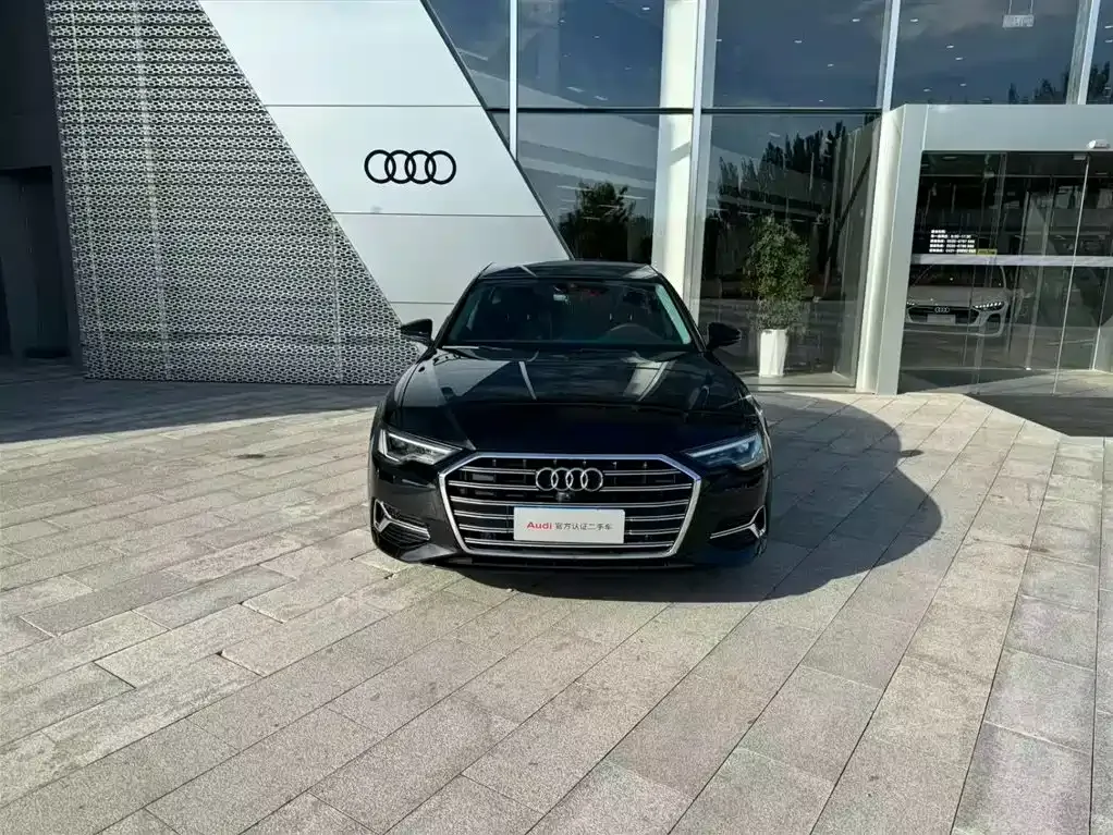Audi A6L — фото 2
