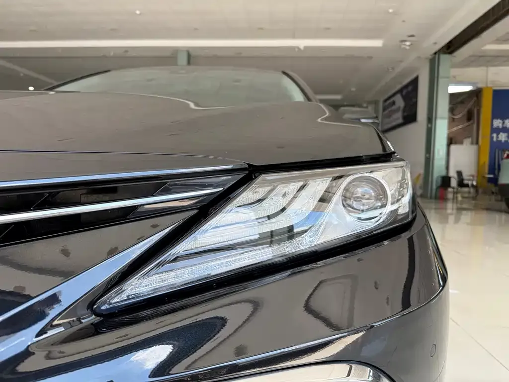 Toyota Camry 2021 из CN, фото 4