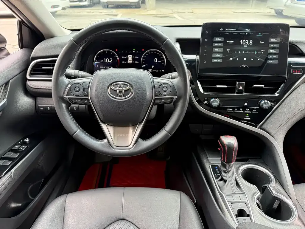 Toyota Camry 2021 из CN, фото 9