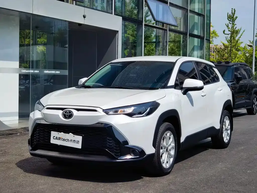 Toyota Frontlander 2023 из CN, фото 1