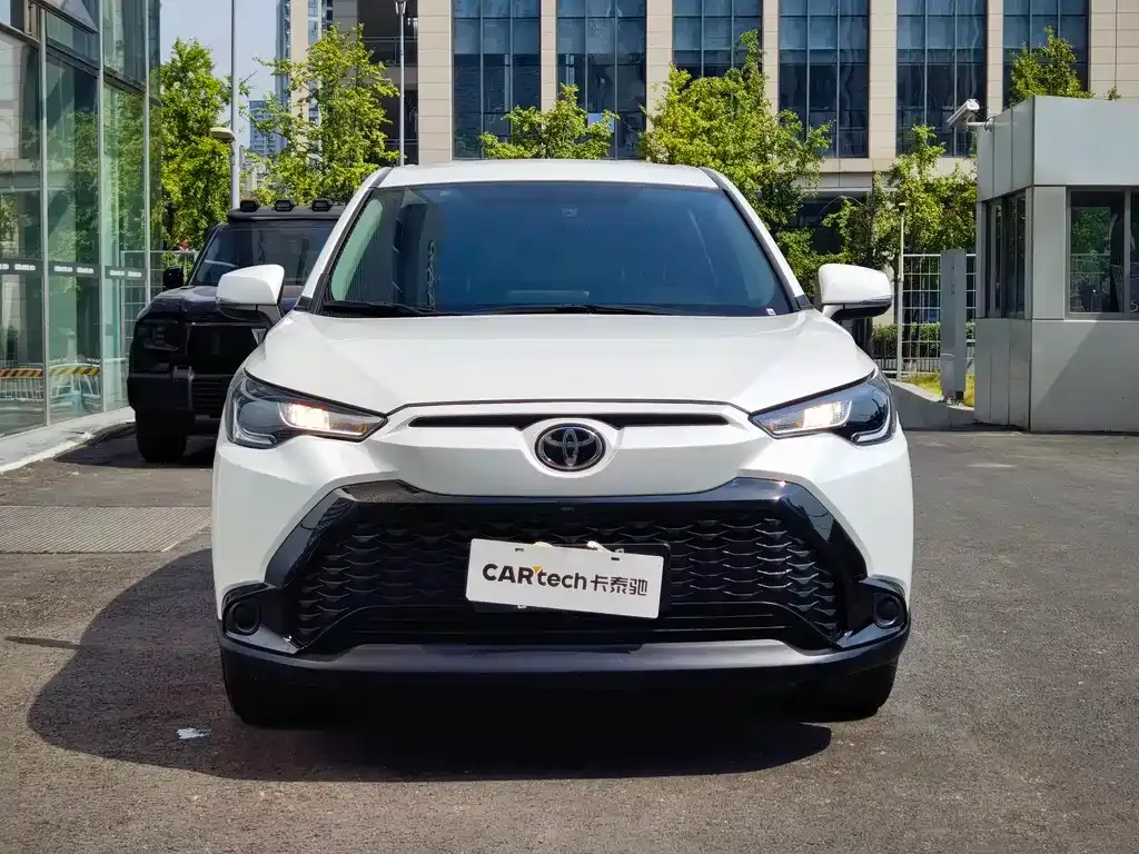 Toyota Frontlander 2023 из CN, фото 2