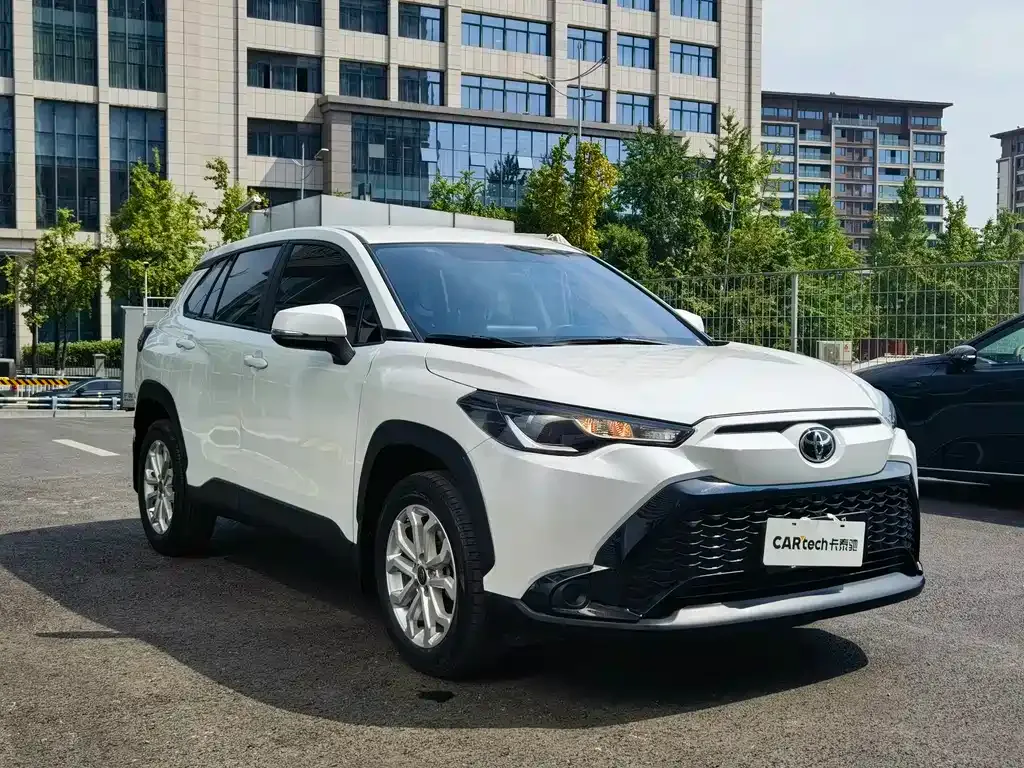 Toyota Frontlander 2023 из CN, фото 3