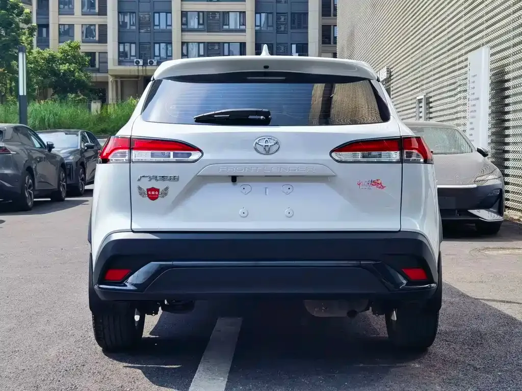 Toyota Frontlander 2023 из CN, фото 6