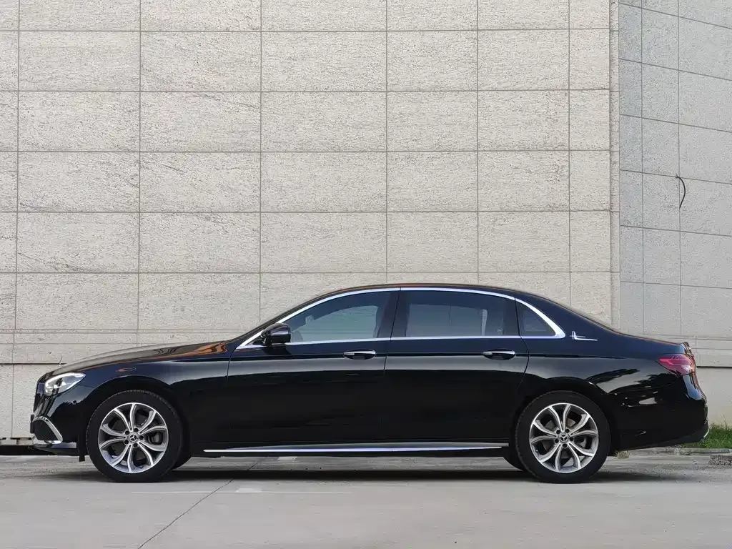 Mercedes-Benz E-Class 2022 из CN, фото 4
