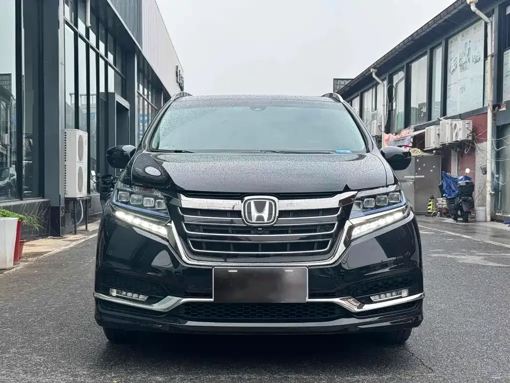 Honda Elysion 2021 из CN, фото 2