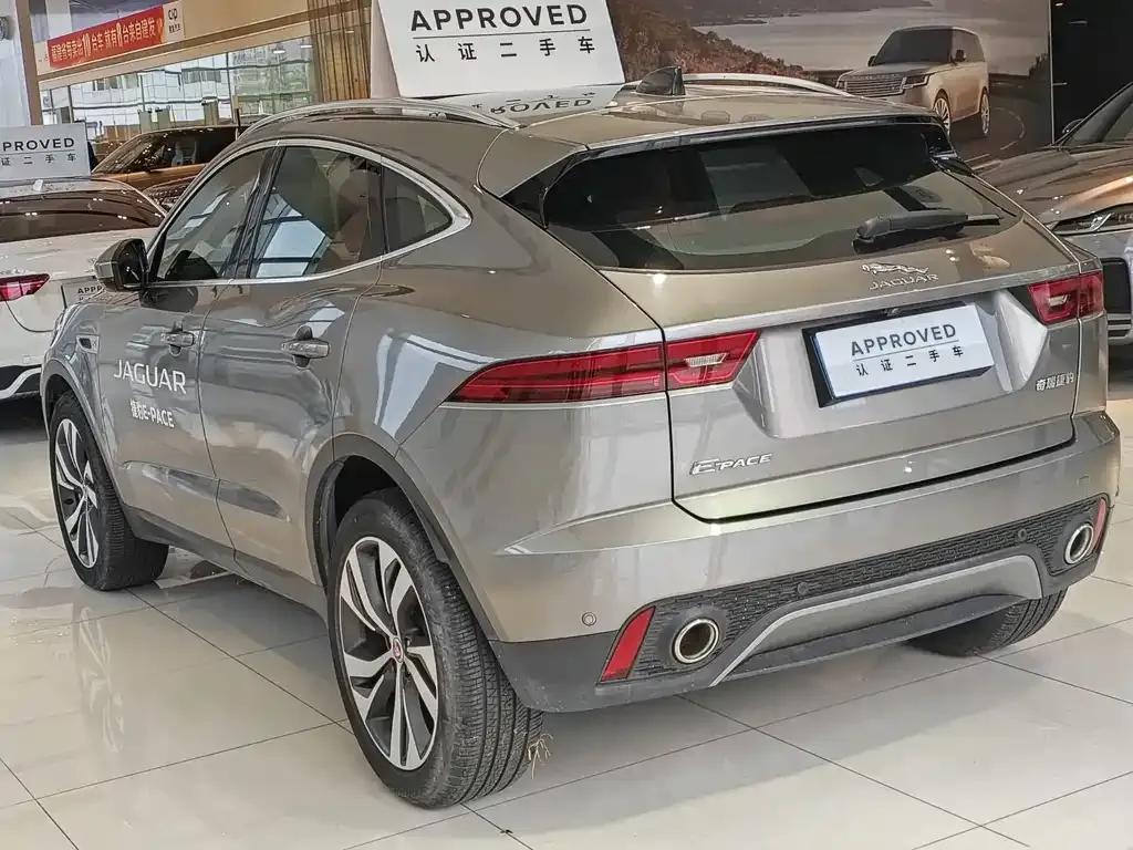 Jaguar E-PACE 2023 из CN, фото 4