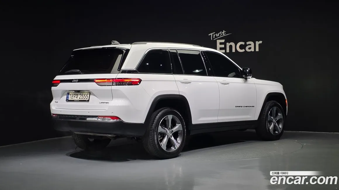 Jeep Cherokee 2023 из KR, фото 2