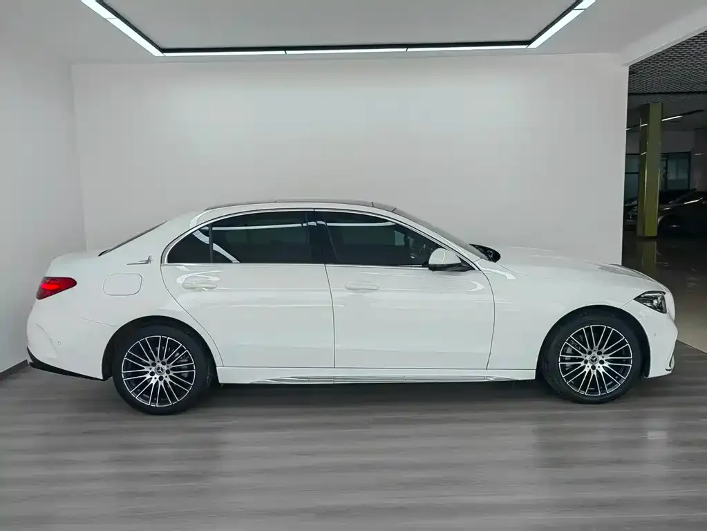 Mercedes-Benz C-Class — фото 4