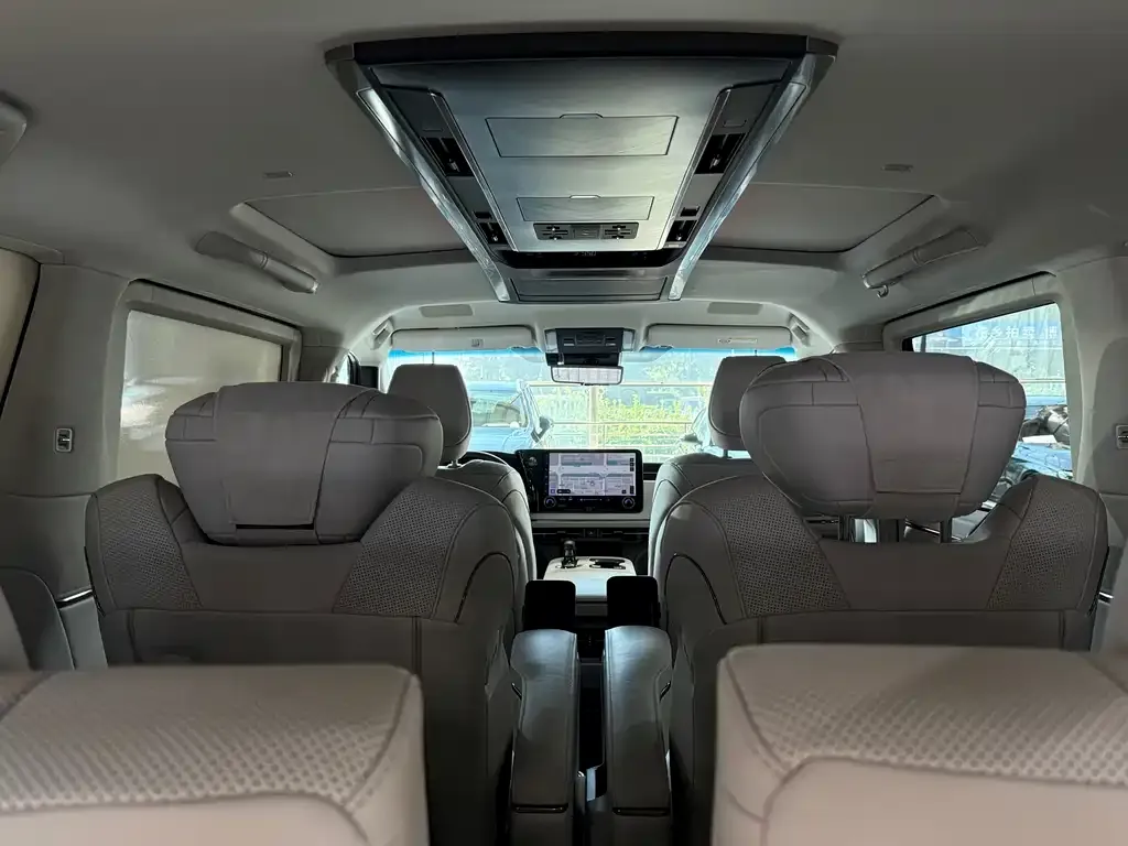 Lexus LM 2024 из CN, фото 10