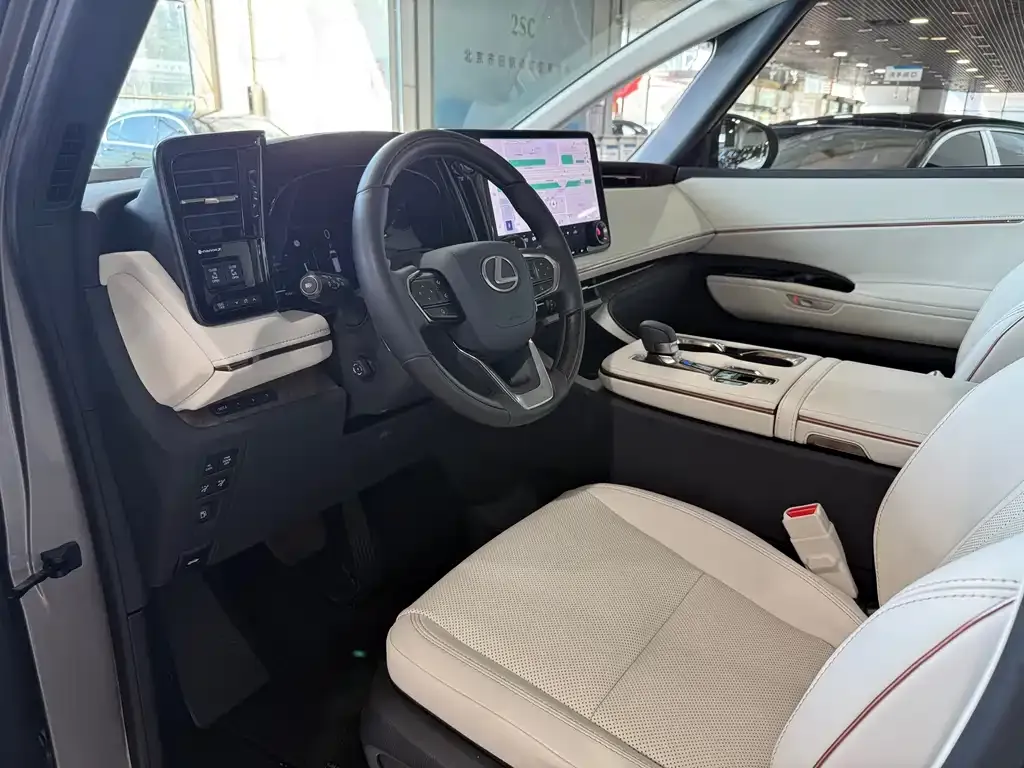 Lexus LM 2024 из CN, фото 5
