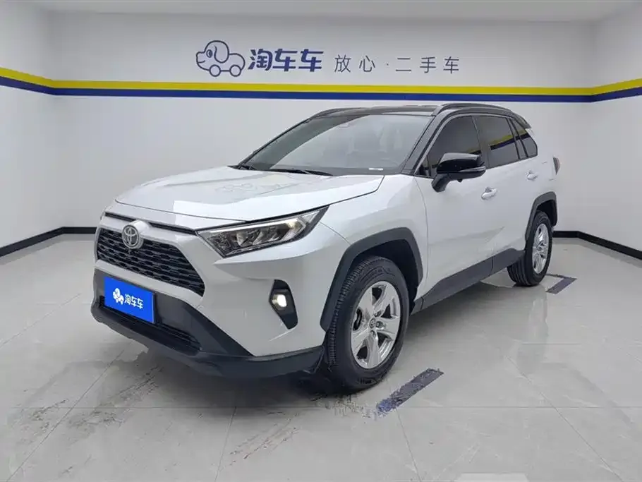 Toyota RAV4 2024 из CN, фото 1