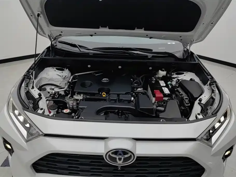 Toyota RAV4 2024 из CN, фото 10