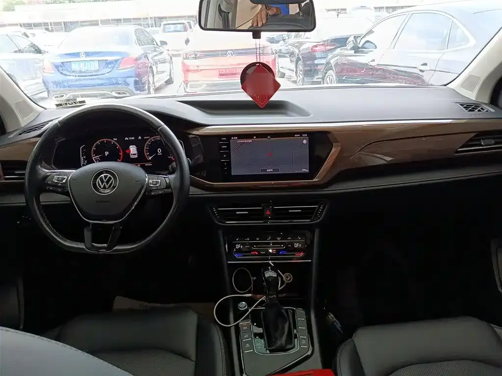 Volkswagen Tharu 2023 из CN, фото 10