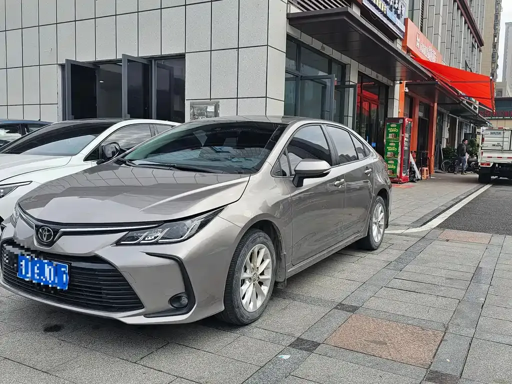 Toyota Corolla 2021 из CN, фото 1