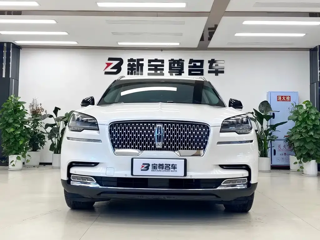 Lincoln Aviator 2021 из CN, фото 2