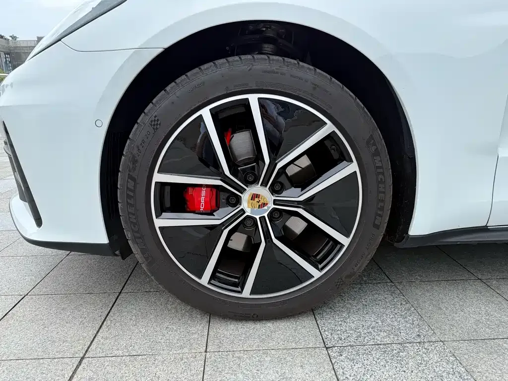 Porsche Panamera — фото 9