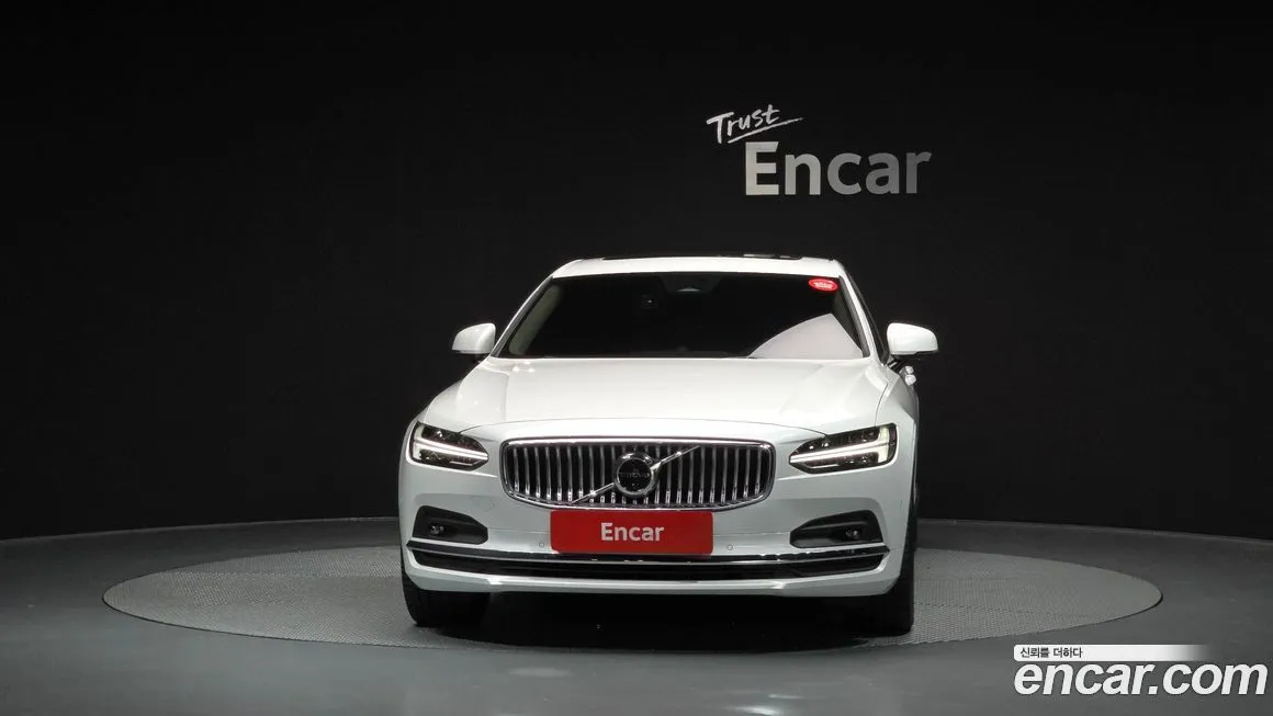 Volvo S90 2025 из KR, фото 3