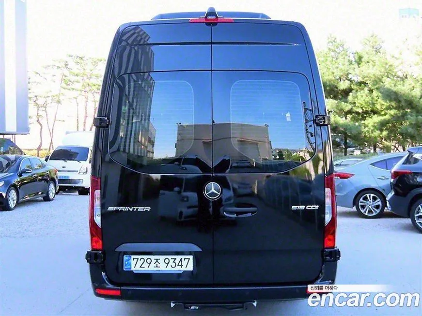 Mercedes-Benz Sprinter 2024 из KR, фото 2