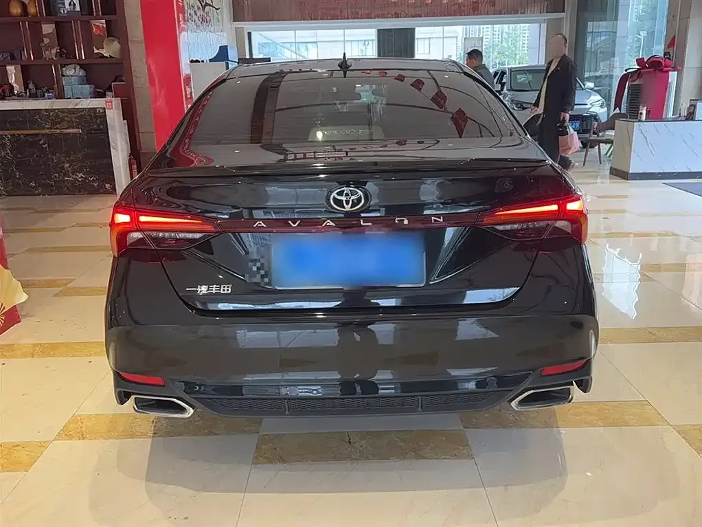 Toyota Avalon 2023 из CN, фото 6