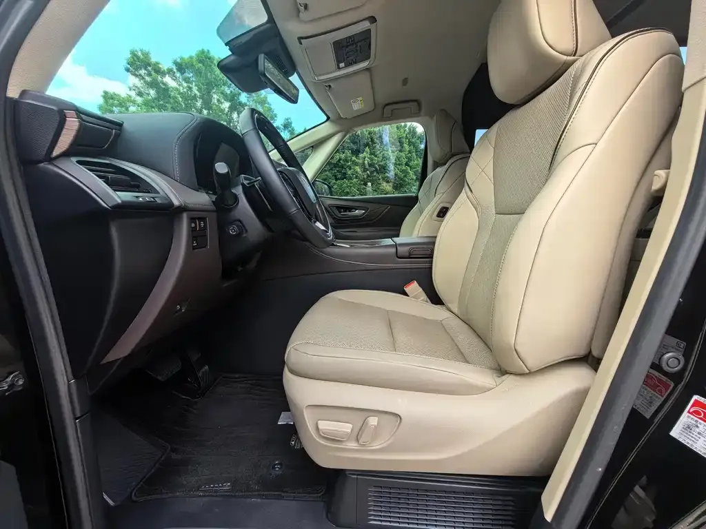 Toyota Alphard 2024 из CN, фото 7