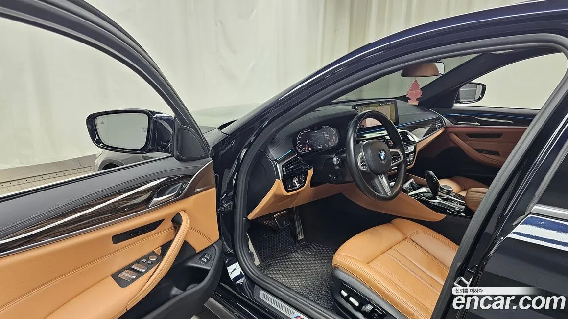 BMW 5-Series 2022 из KR, фото 10