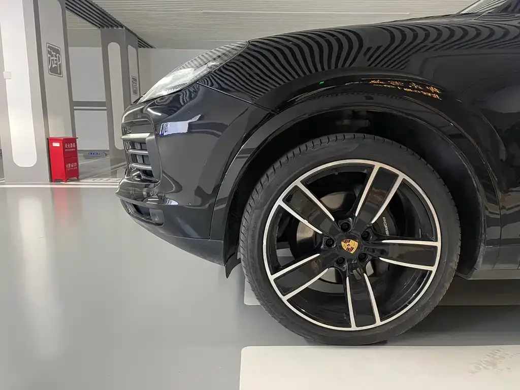 Porsche Cayenne 2023 из CN, фото 5