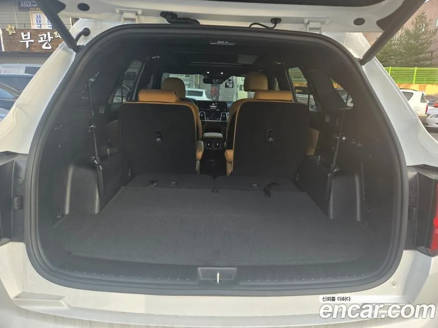 Kia Sorento — фото 10