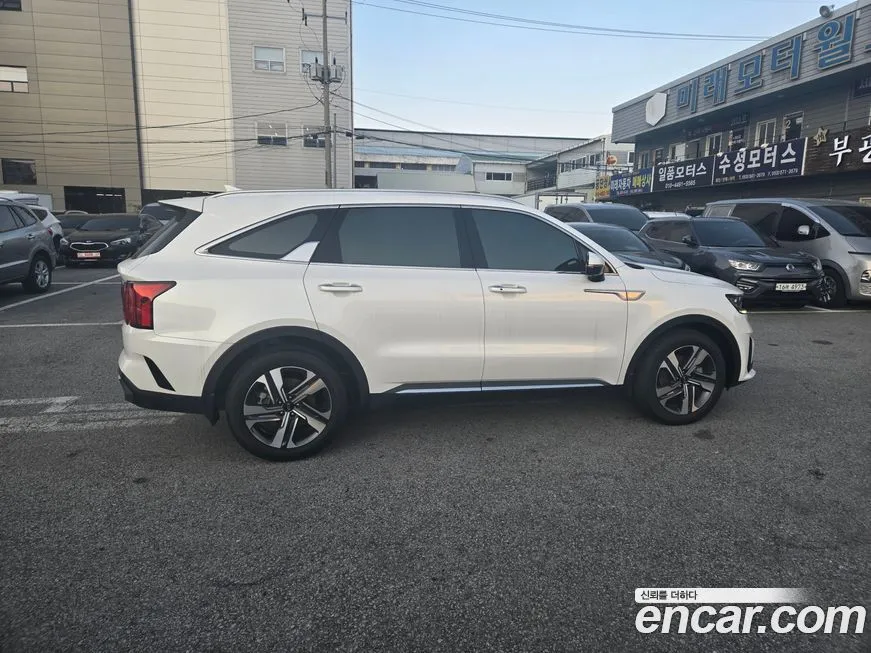 Kia Sorento — фото 5