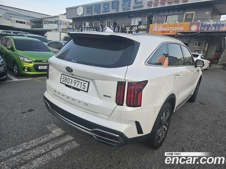 Kia Sorento — фото 6
