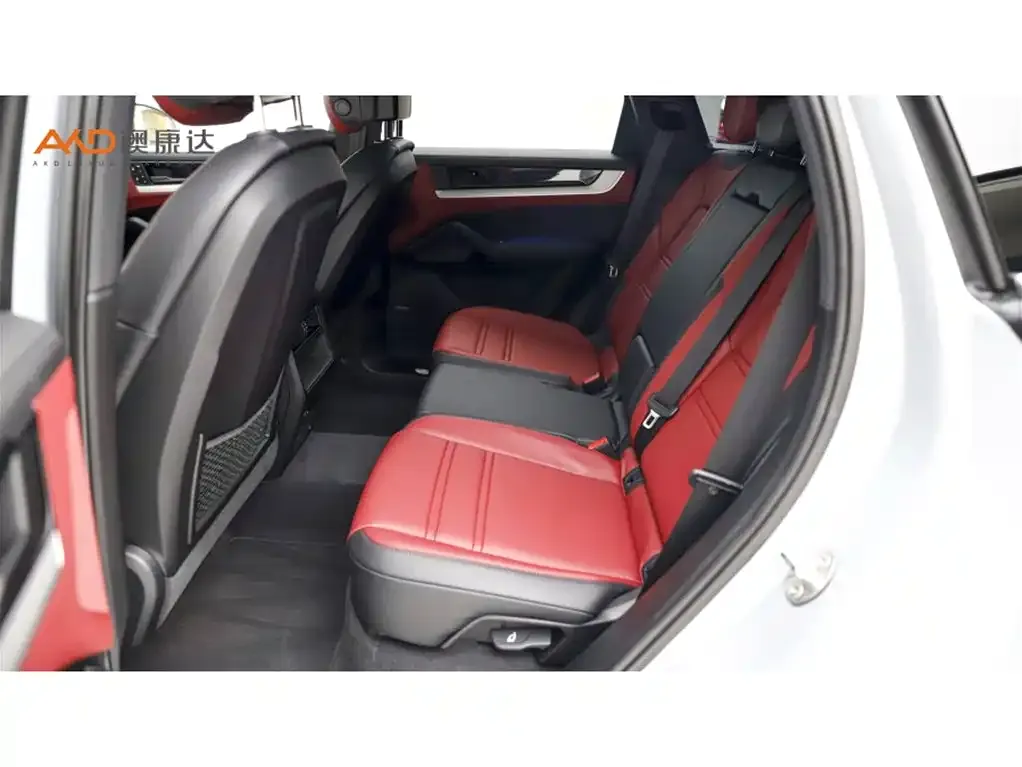 Porsche Cayenne 2024 из CN, фото 7