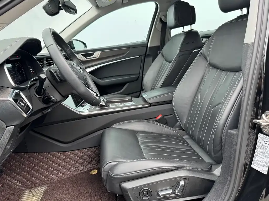 Audi A6L 2023 из CN, фото 7