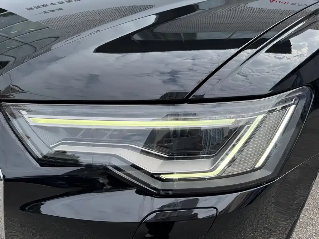 Audi A6L 2023 из CN, фото 9