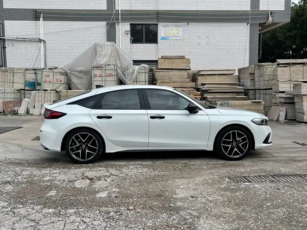Honda Civic — фото 4