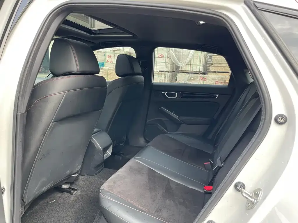 Honda Civic — фото 7