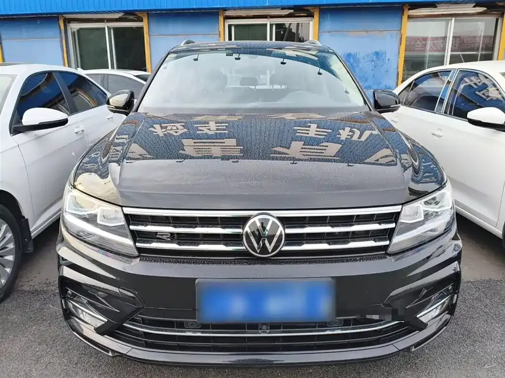 Volkswagen Tiguan L — фото 3