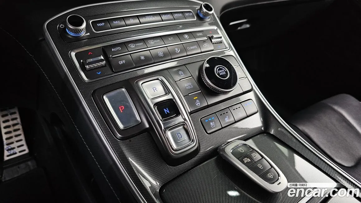 Hyundai Santafe — фото 9