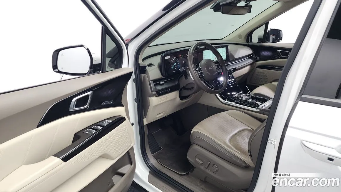 Kia Carnival — фото 10