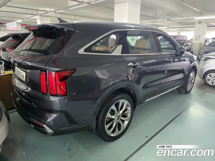 Kia Sorento — фото 3